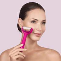 Uređaj za njegu lica i tijela GESKE MicroNeedle Face & Body Roller, 8u1, magenta
