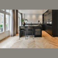 Ugradbeni hladnjak za vino CASO DESIGN WineDeluxe WDU 36, za 36 boca, 2 temperaturne zone, energetski razred F, crni
