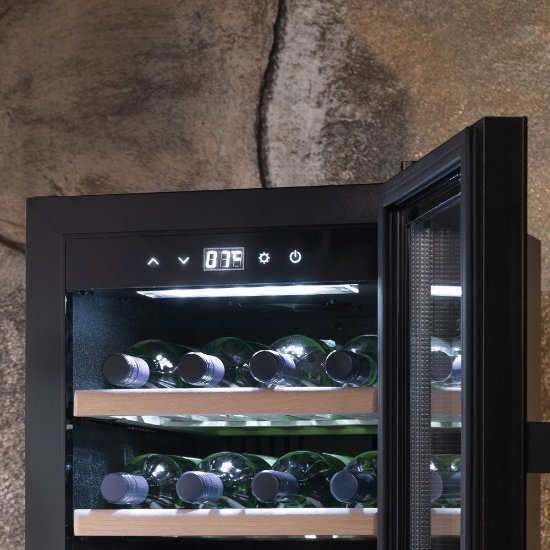 Hladnjak za vino CASO DESIGN WineExclusive 24 Smart, za 24 boce, 87cm, 2 temperaturne zone, energetski razred G