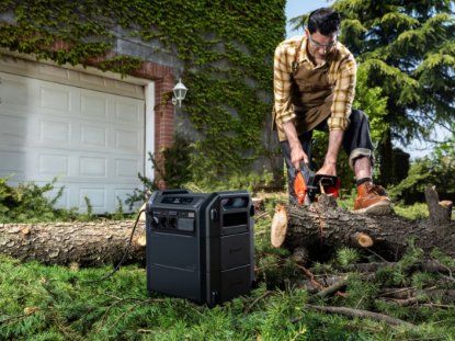 Prijenosna elektrana SEGWAY Cube 2000, 2000 Wh LiFePO4, maksimalni AC izlaz 2200 W (surge 4400 W), maksimalni solarni ulaz 800 W (12-60V), maksimalni DC ulaz 800 W, 3× 230V utičnice, 12V utičnica, 4×