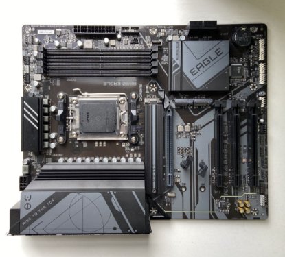 RABLJENI - Matična ploča GIGABYTE B650 Eagle, AMD B650, DDR5, ATX, s. AM5