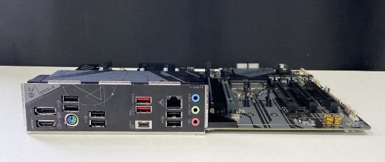 RABLJENI - Matična ploča GIGABYTE B650 Eagle, AMD B650, DDR5, ATX, s. AM5