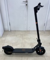 RABLJENI - Električni romobil SEGWAY Ninebot KickScooter F2 E, autonomija do 40 km, brzina 25km/h, kotači 10˝, crni
