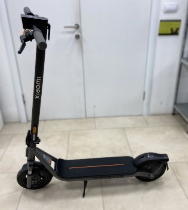 RABLJENI - Električni romobil XIAOMI Electric Scooter 6 Lite, autonomija do 25km, brzina 25km/h, kotači 10˝