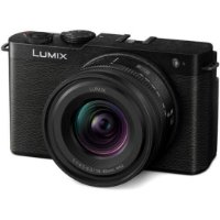 Digitalni fotoaparat PANASONIC Lumix DC-S9 + Lumix S 18-40mm f/4.5-6.3, 24,2 Mp, 6K, crni